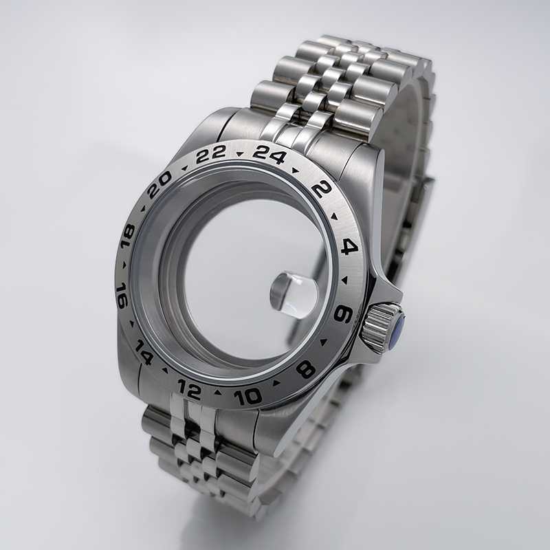40 mm Explore 2 Nh35 kast roes - Seiko Watch 5 Sports recensie en prijs