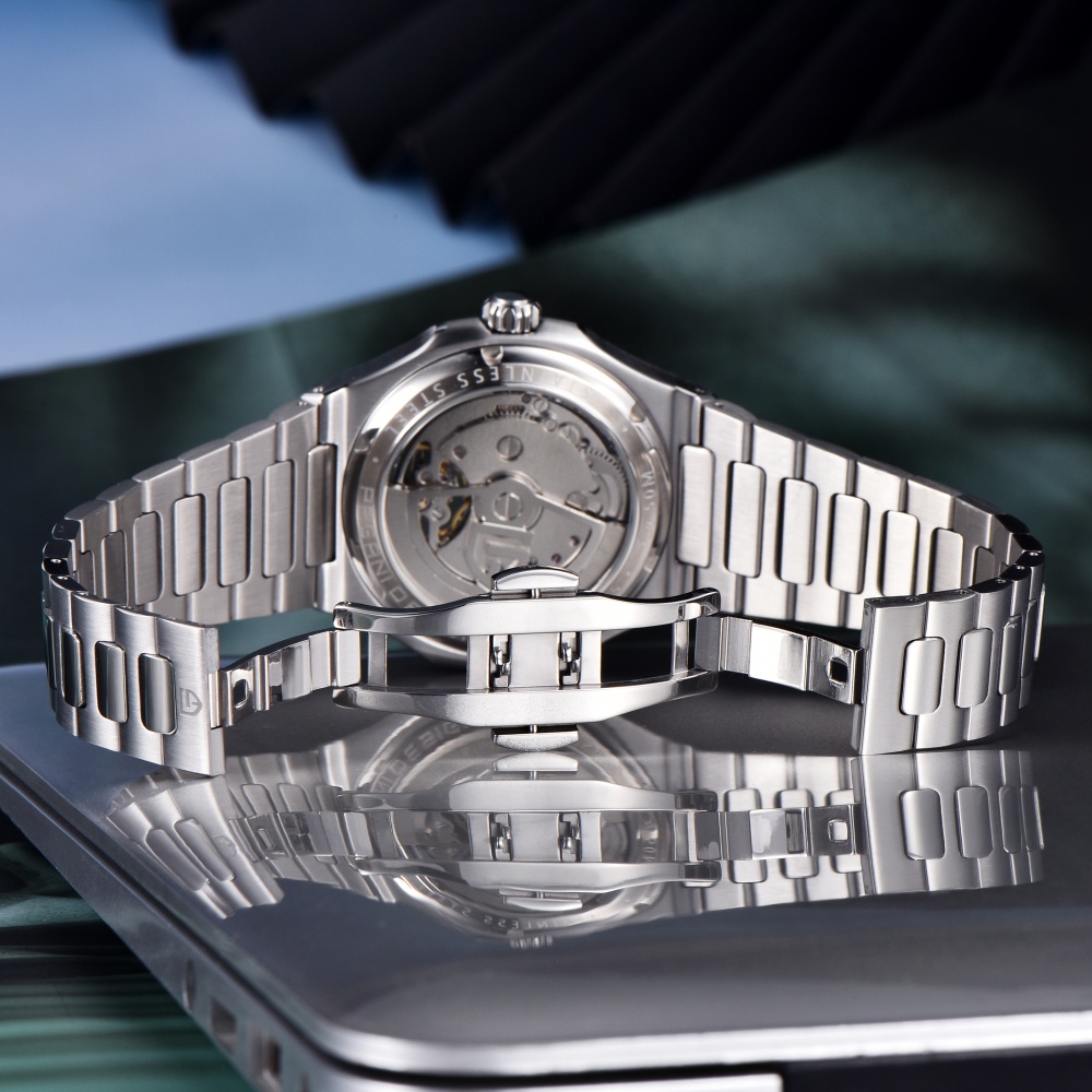 PAGANI DESIGN Nieuwe Mechanisc - Patek Philippe Watch Nautilus recensie en prijs